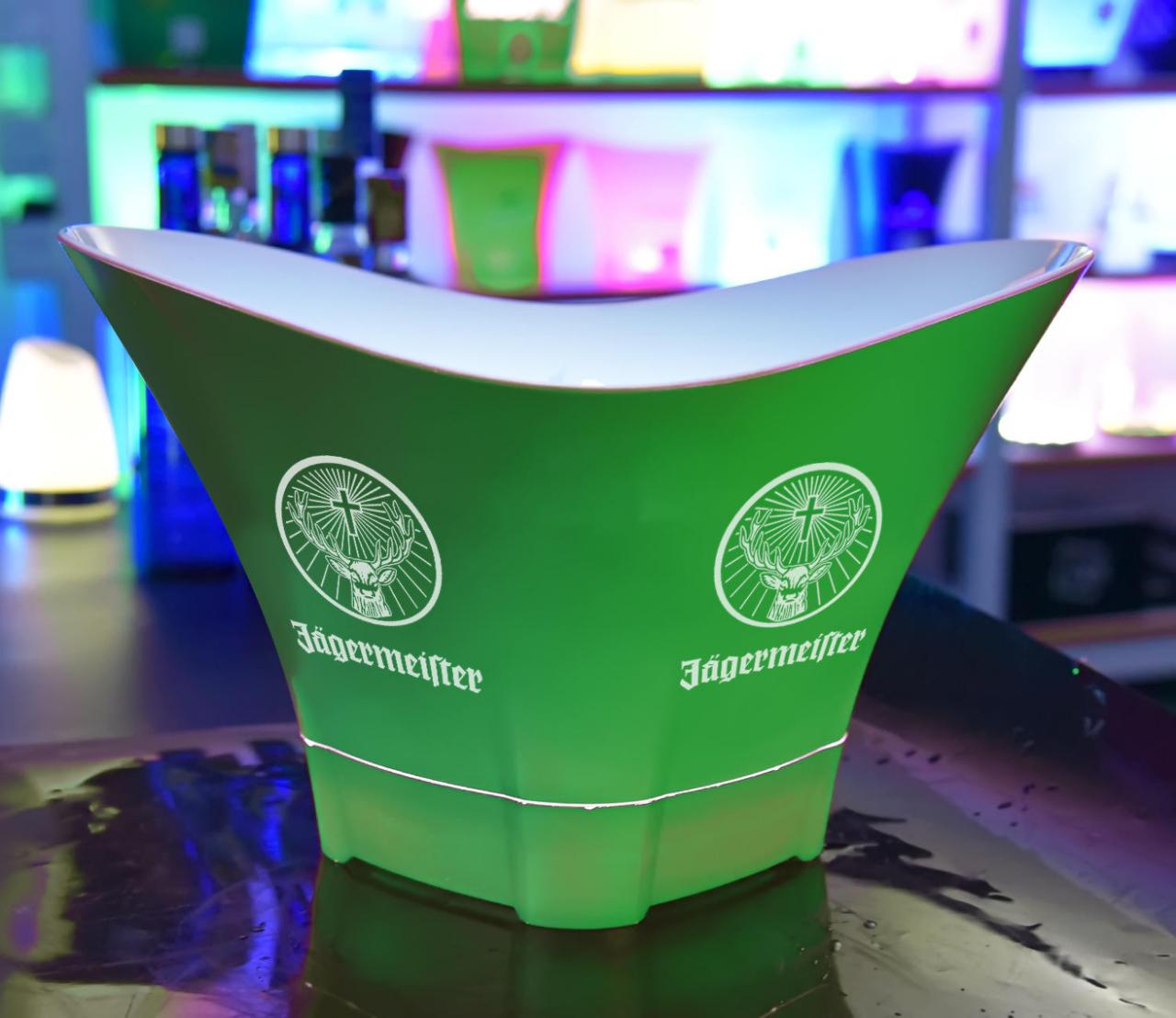 CF-340BF 12L LED ice bucket - PP(Oil painted) - LedBarGear Product Image